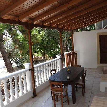 Traditional Villa Efterpi Chalki Town Exterior foto